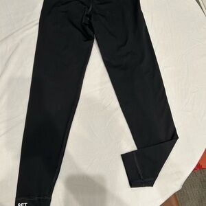 SET Active Sleek Black Leggings